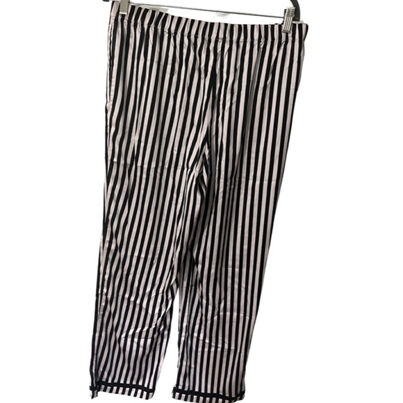 Victoria’s Secret Pink/Black Striped Satin Pajama Set - Picture 8 of 9